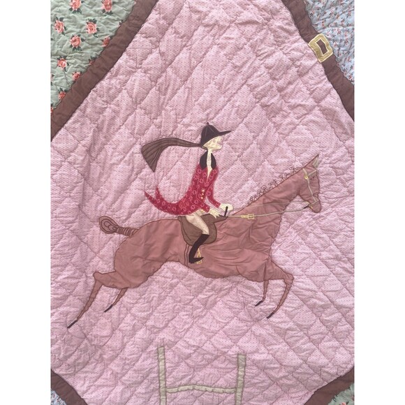 The Land of Nod Run For The Roses Derby Equestrian Jumping Comforter Full Queen - Picture 3 of 12